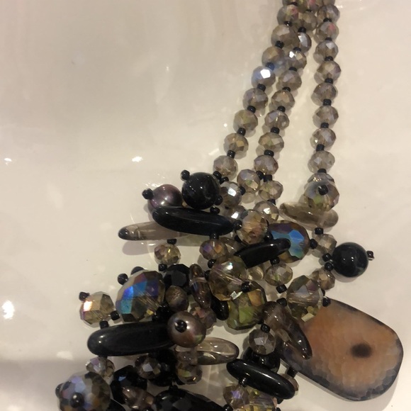 Amazing Jet Black & Gray Stone Crystal Necklace - Picture 6 of 7
